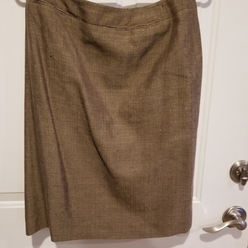 Joan & David Italy 2 Piece Suit Linen Blend - Picture 5 of 6